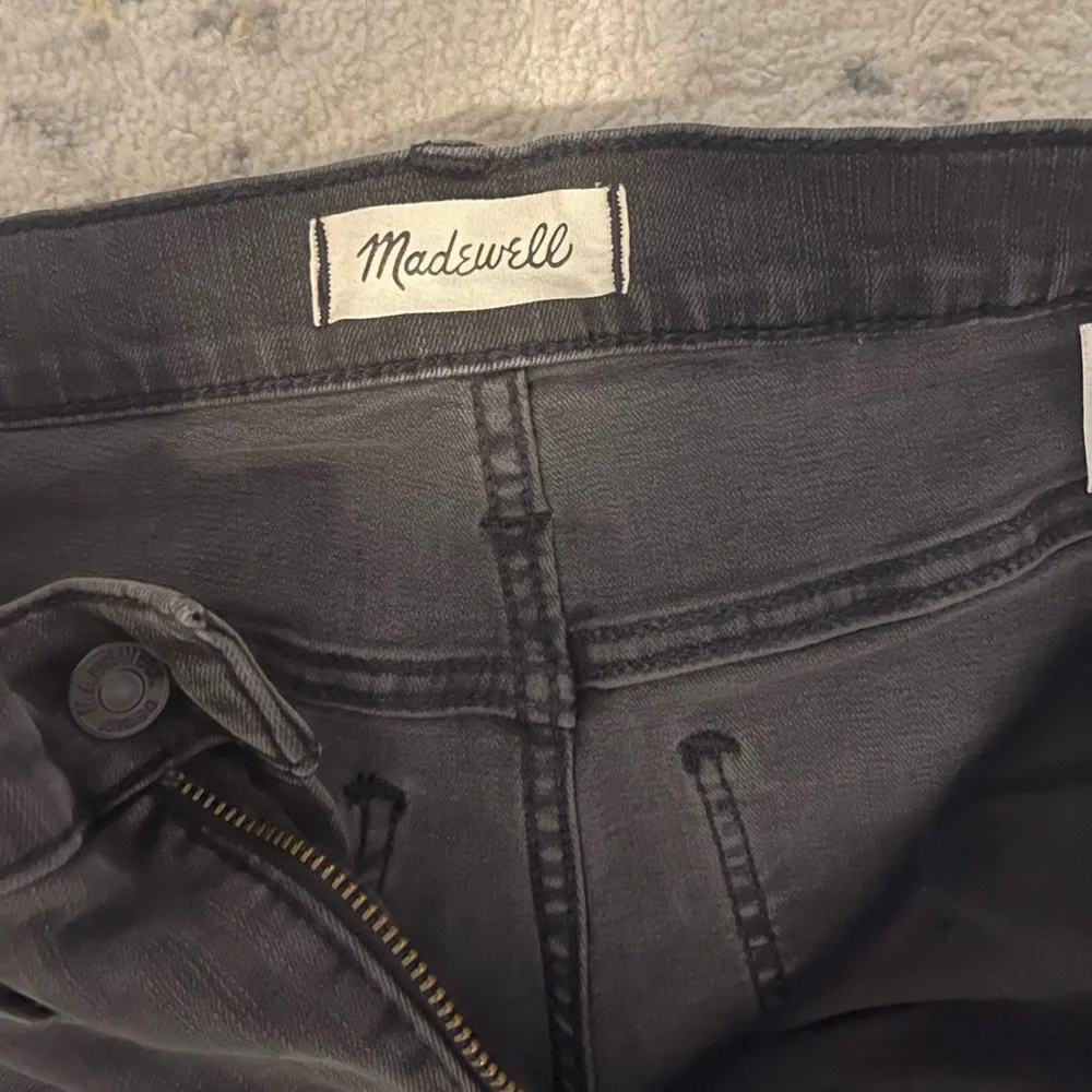 Madewell Stovepipe Jeans in Banberry Wash: Raw-Hem Edition Size 28 - Picture 3 of 8